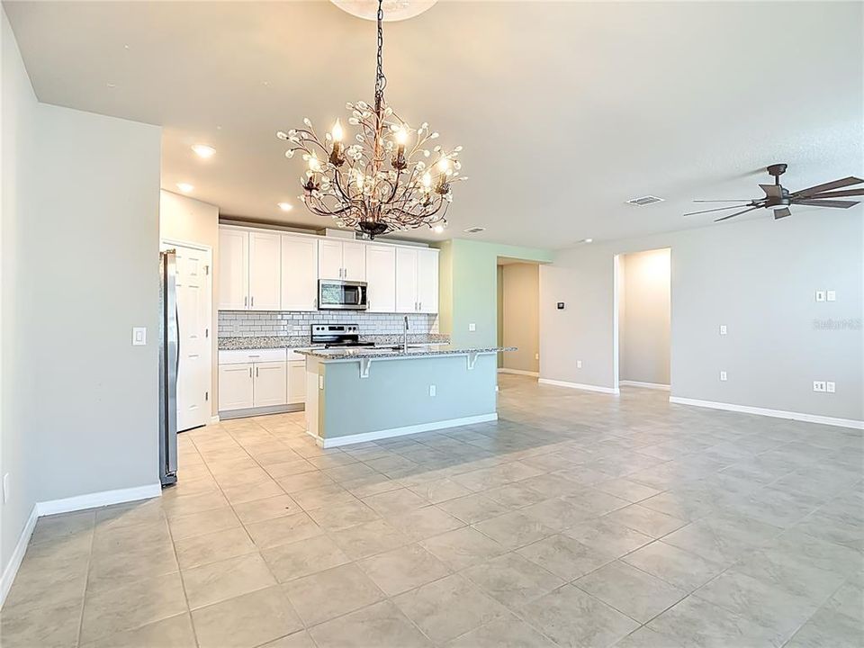 For Rent: $2,000 (4 beds, 2 baths, 1849 Square Feet)