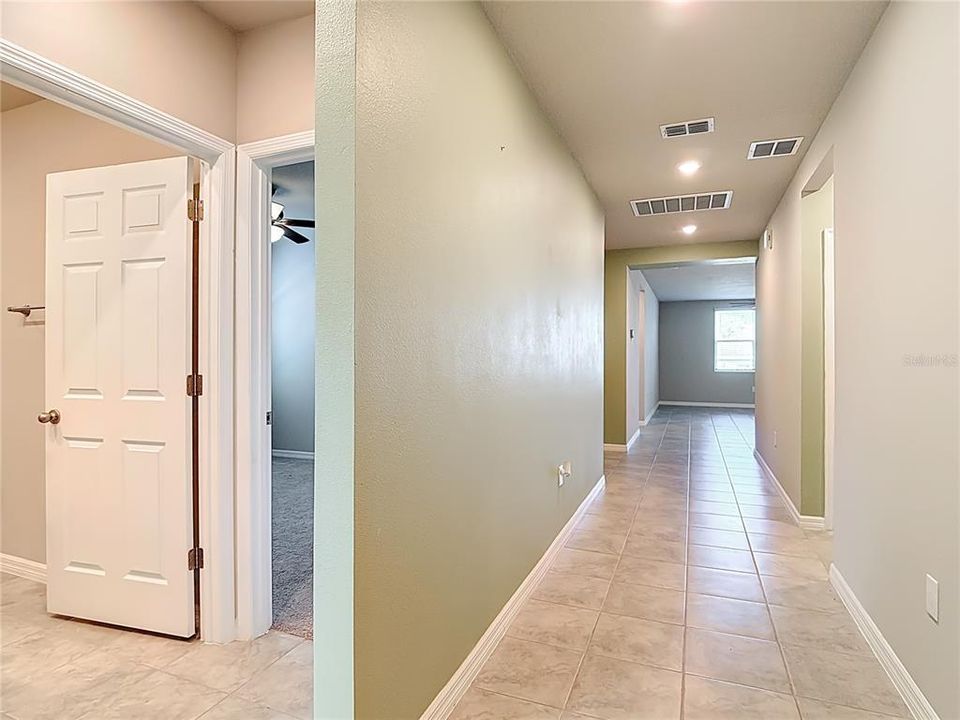 For Rent: $2,000 (4 beds, 2 baths, 1849 Square Feet)