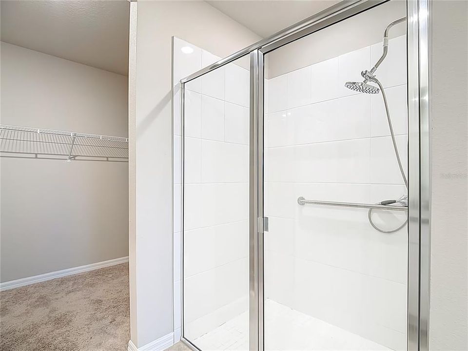 For Rent: $2,000 (4 beds, 2 baths, 1849 Square Feet)