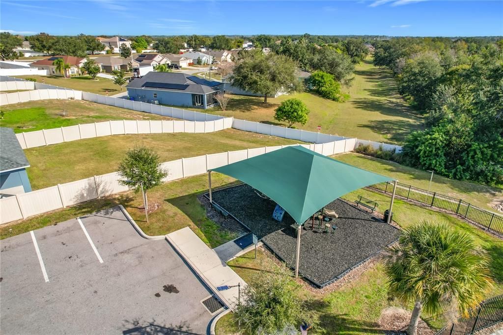 For Rent: $2,000 (4 beds, 2 baths, 1849 Square Feet)