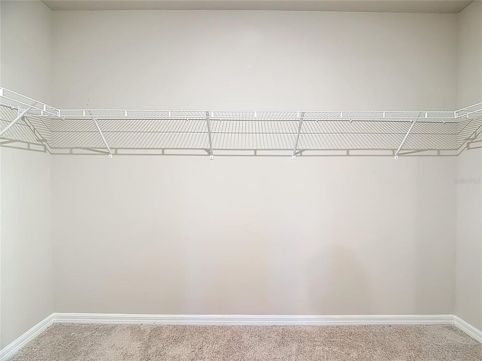 For Rent: $2,000 (4 beds, 2 baths, 1849 Square Feet)