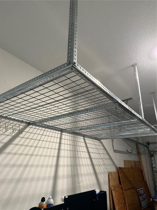 En Venta: $305,000 (3 camas, 2 baños, 1555 Pies cuadrados)