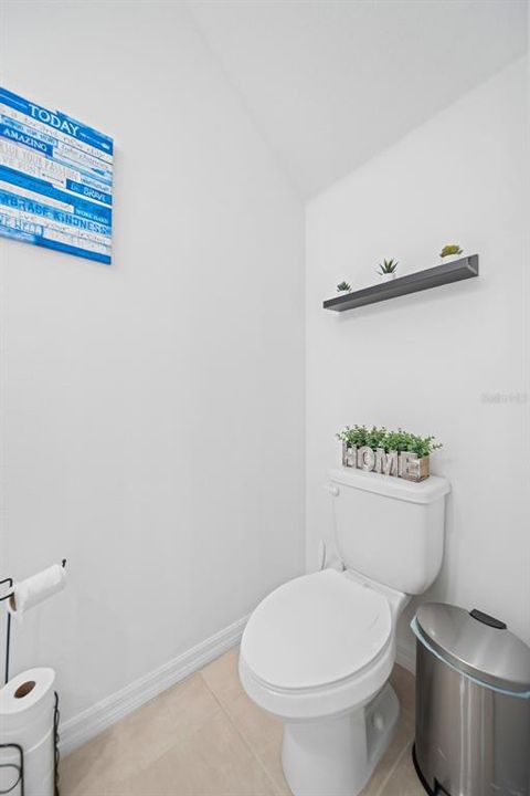 En Venta: $305,000 (3 camas, 2 baños, 1555 Pies cuadrados)