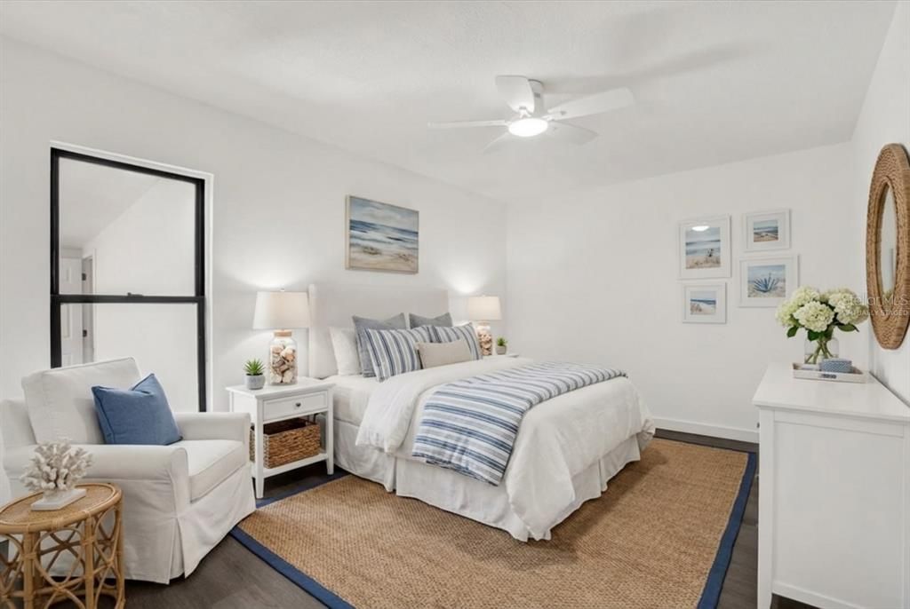 待售: $420,000 (4 贝兹, 2 浴室, 1708 平方英尺)