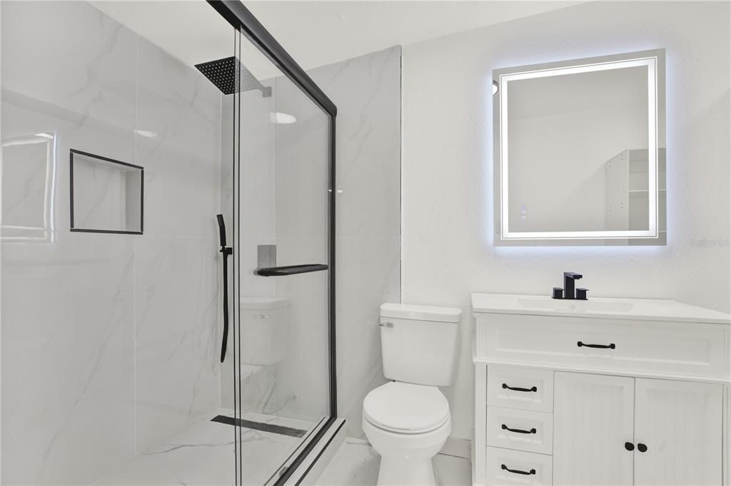 待售: $420,000 (4 贝兹, 2 浴室, 1708 平方英尺)