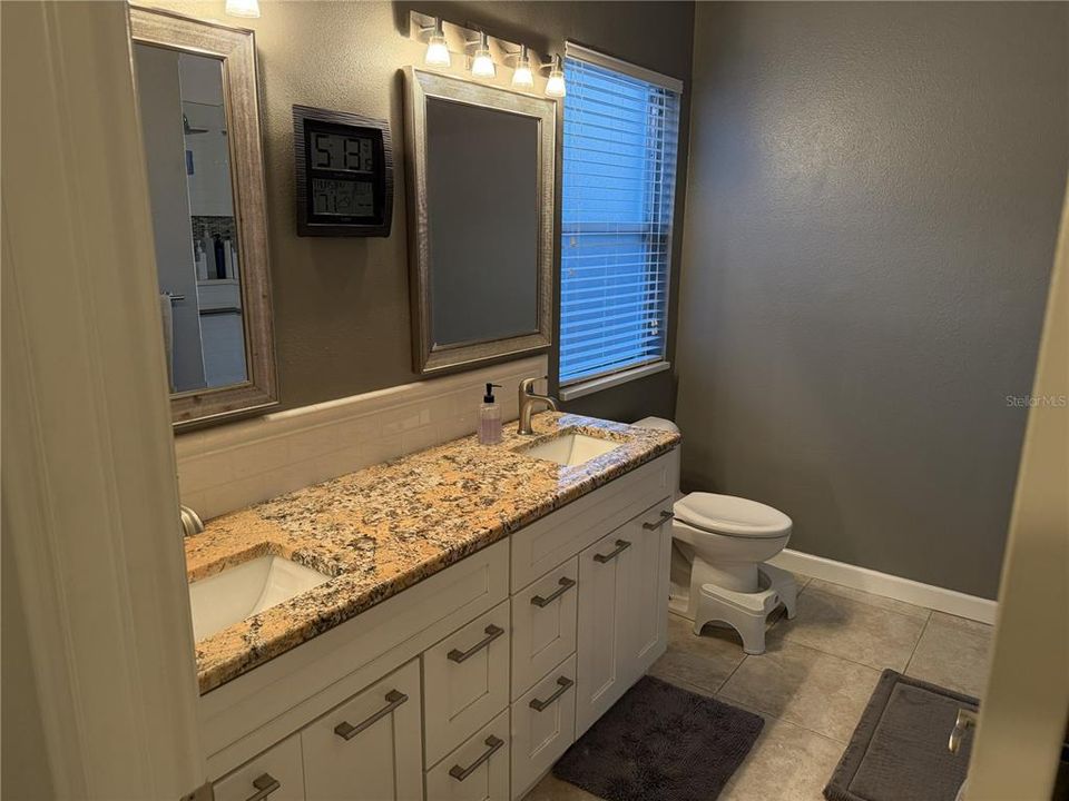 For Sale: $479,990 (3 beds, 2 baths, 1516 Square Feet)