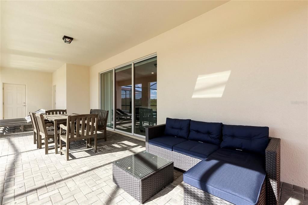 待售: $790,000 (9 贝兹, 6 浴室, 4399 平方英尺)