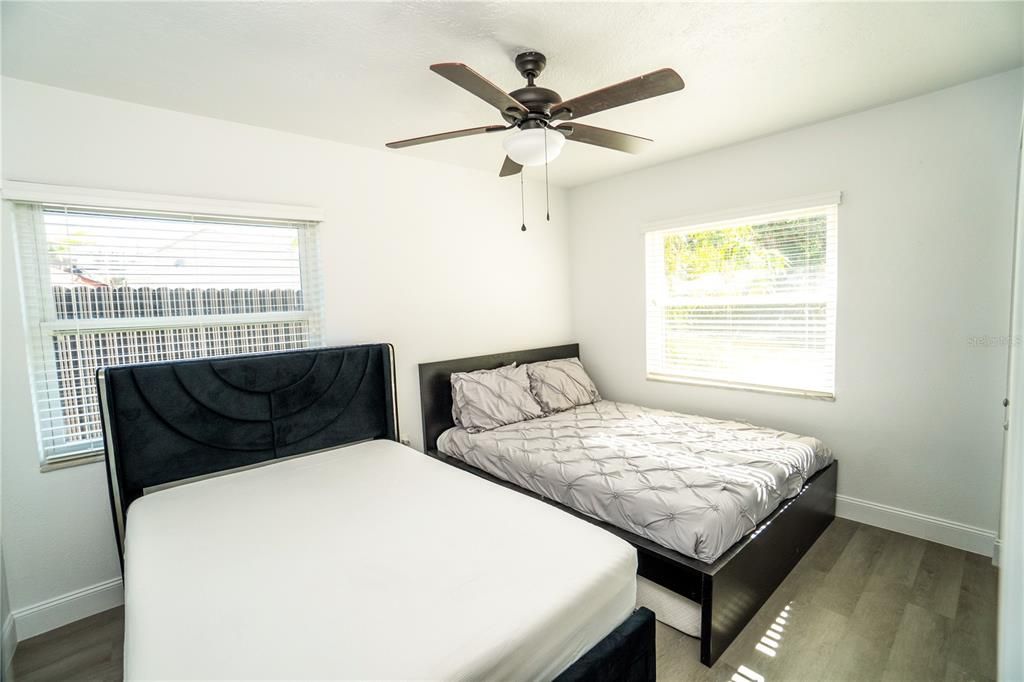 En Venta: $549,900 (4 camas, 2 baños, 1742 Pies cuadrados)