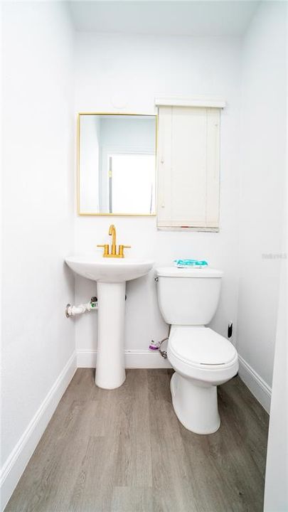 En Venta: $549,900 (4 camas, 2 baños, 1742 Pies cuadrados)