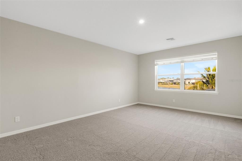 For Sale: $595,500 (4 beds, 3 baths, 2932 Square Feet)