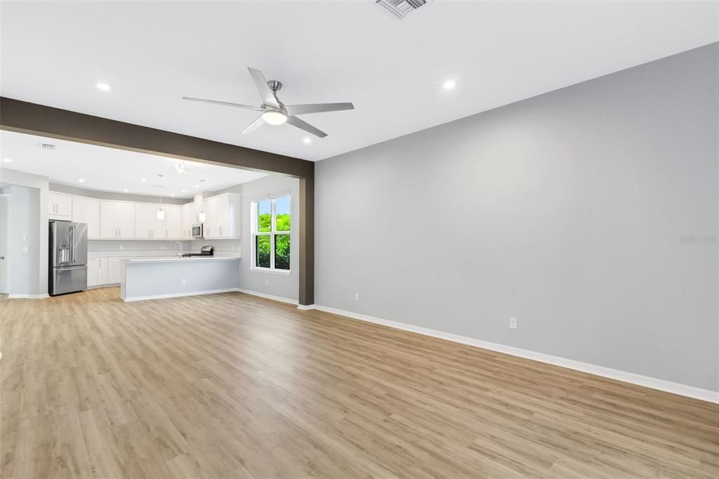 For Sale: $595,500 (4 beds, 3 baths, 2932 Square Feet)