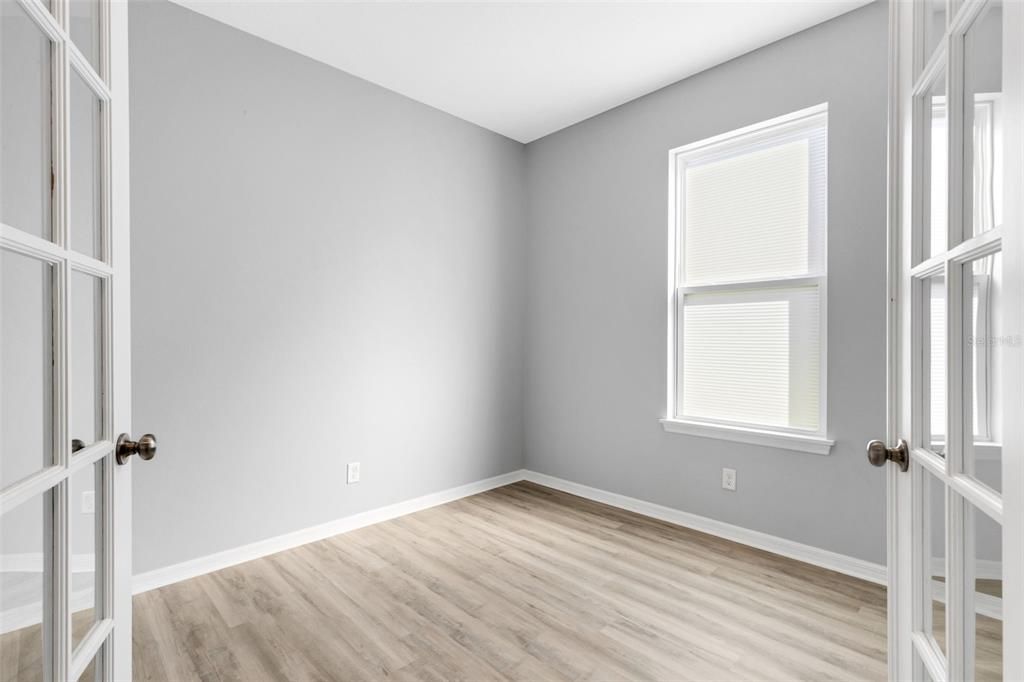 For Sale: $595,500 (4 beds, 3 baths, 2932 Square Feet)