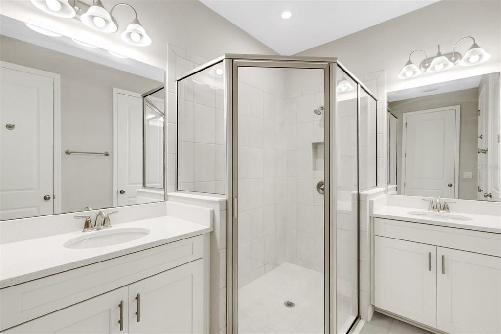 For Sale: $595,500 (4 beds, 3 baths, 2932 Square Feet)