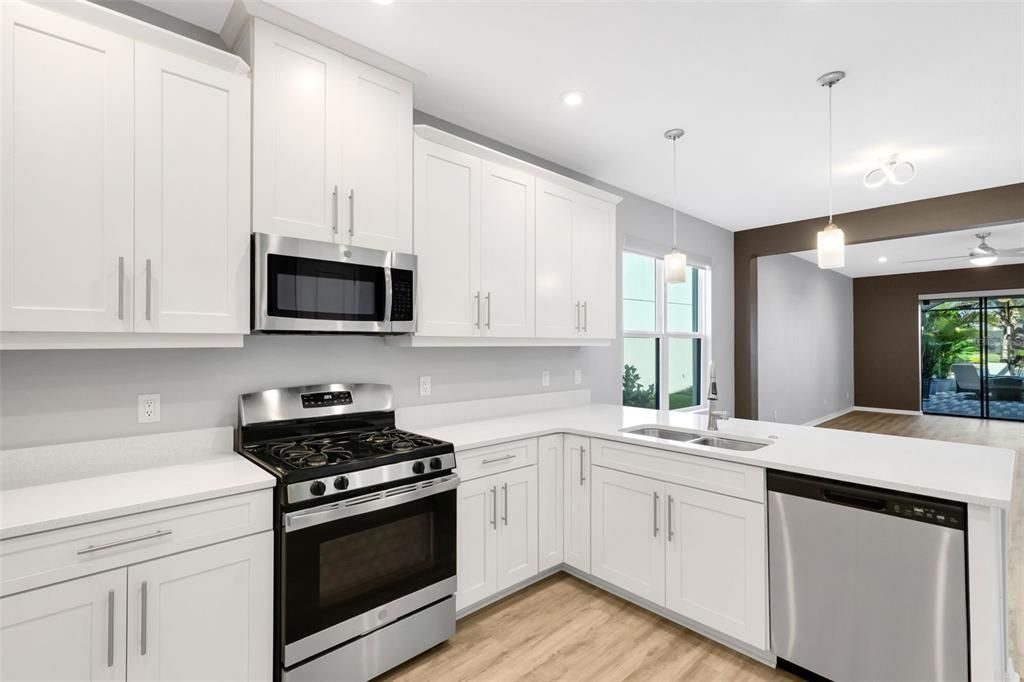 For Sale: $595,500 (4 beds, 3 baths, 2932 Square Feet)