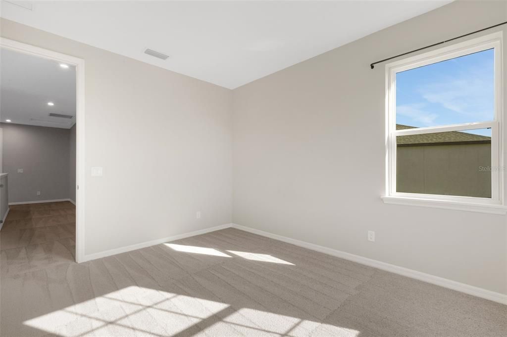 For Sale: $595,500 (4 beds, 3 baths, 2932 Square Feet)