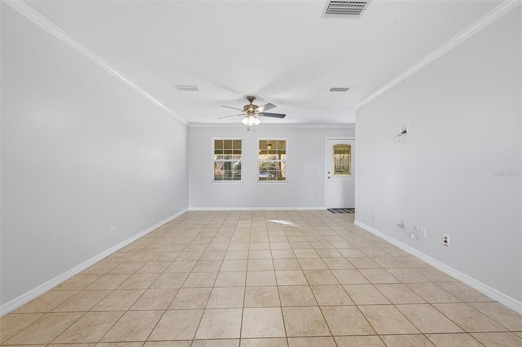 For Sale: $260,000 (3 beds, 2 baths, 1233 Square Feet)