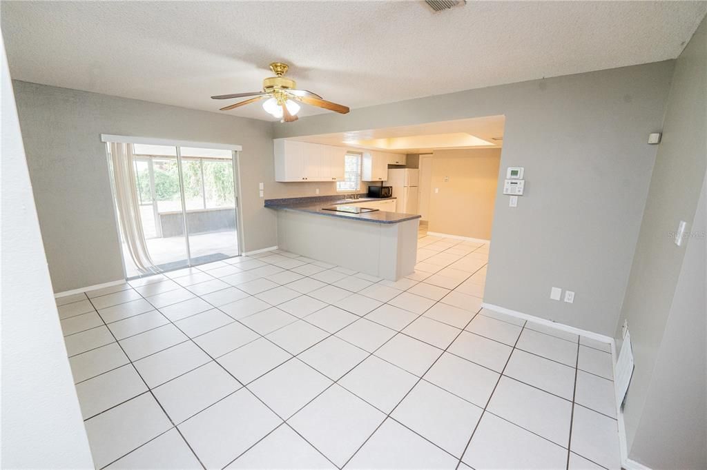 For Rent: $2,199 (3 beds, 2 baths, 1442 Square Feet)