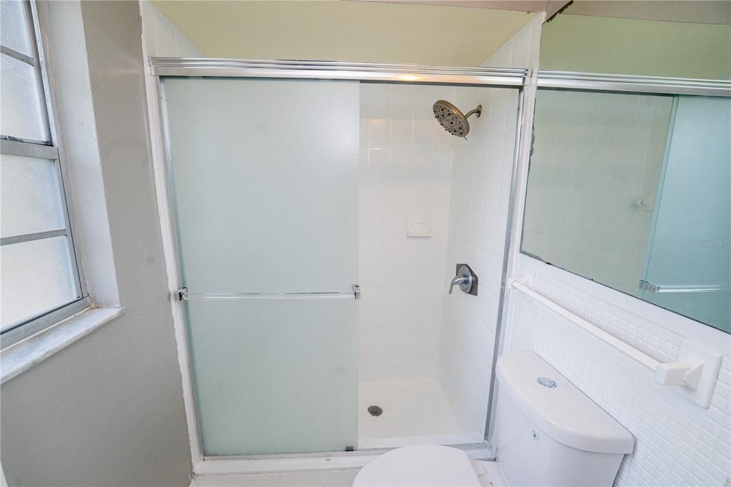 For Rent: $2,199 (3 beds, 2 baths, 1442 Square Feet)