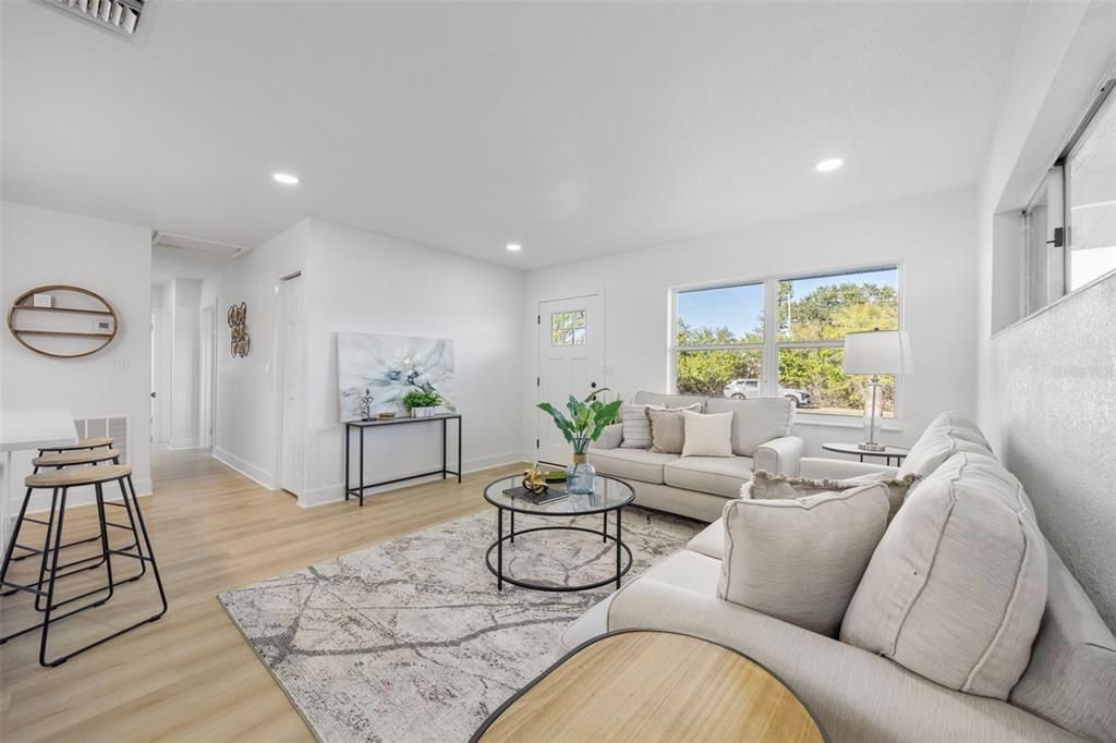 En Venta: $375,000 (3 camas, 1 baños, 1032 Pies cuadrados)