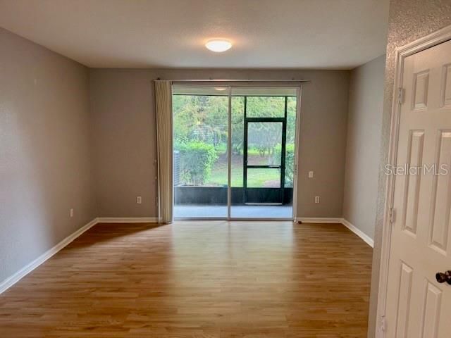 В аренду: $1,650 (2 спален, 2 ванн, 1078 Квадратных фут)