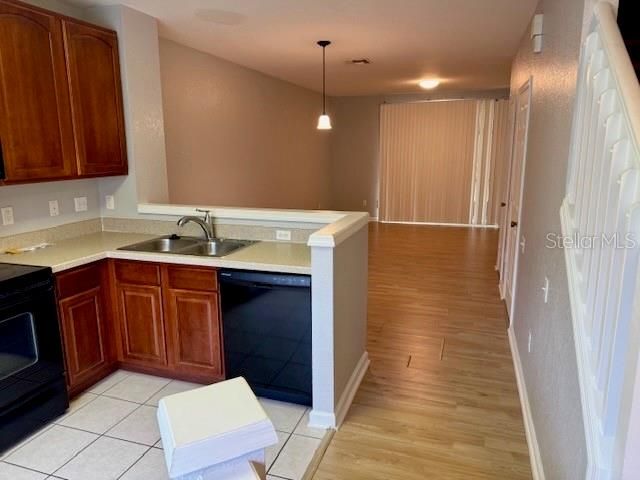 В аренду: $1,650 (2 спален, 2 ванн, 1078 Квадратных фут)