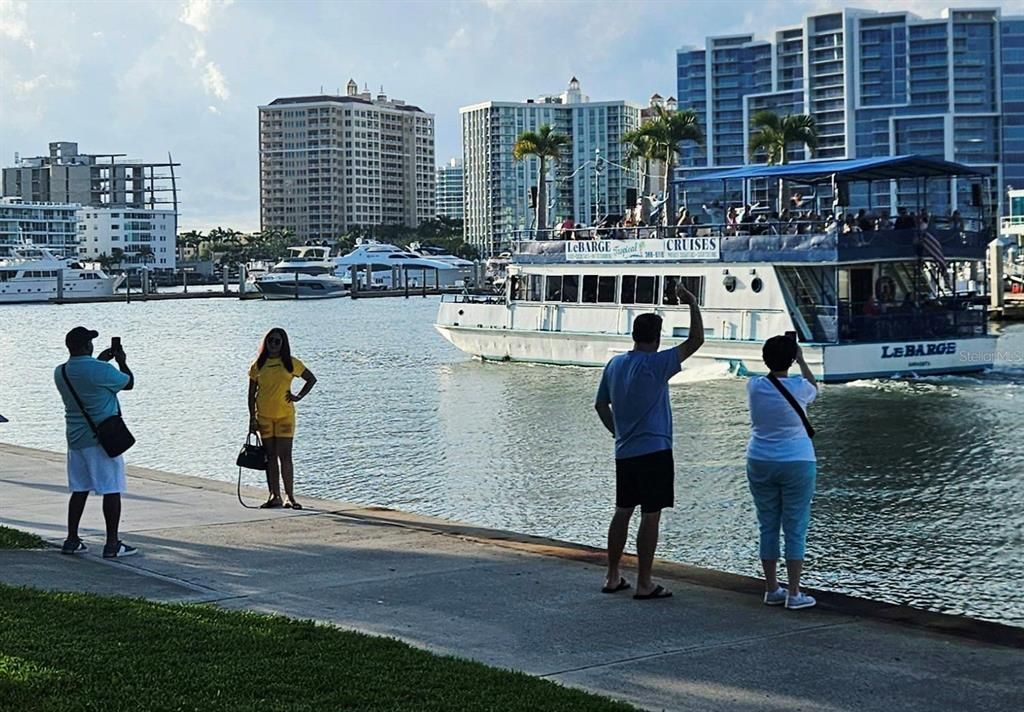 For Sale: $519,000 (2 beds, 2 baths, 1264 Square Feet)