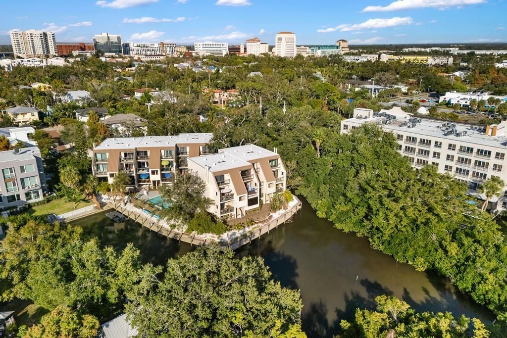 For Sale: $519,000 (2 beds, 2 baths, 1264 Square Feet)