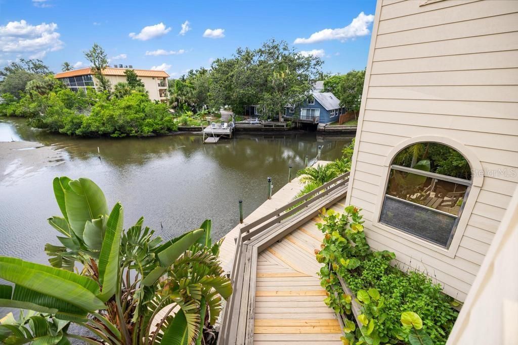 For Sale: $519,000 (2 beds, 2 baths, 1264 Square Feet)