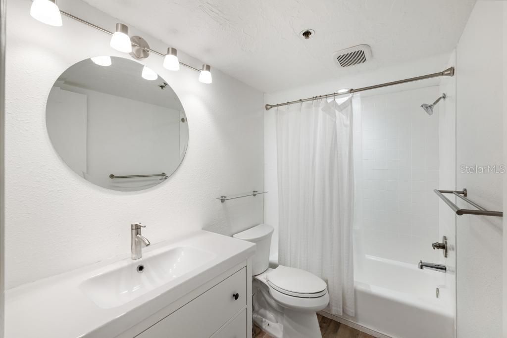 For Sale: $519,000 (2 beds, 2 baths, 1264 Square Feet)