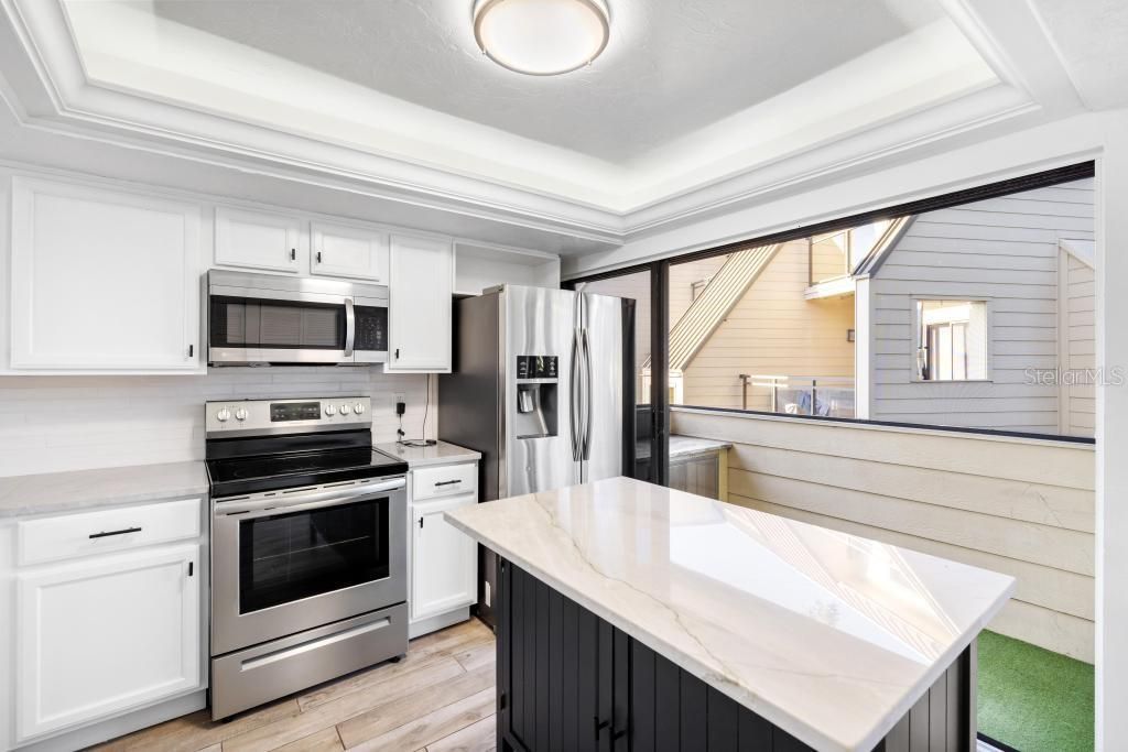 For Sale: $519,000 (2 beds, 2 baths, 1264 Square Feet)