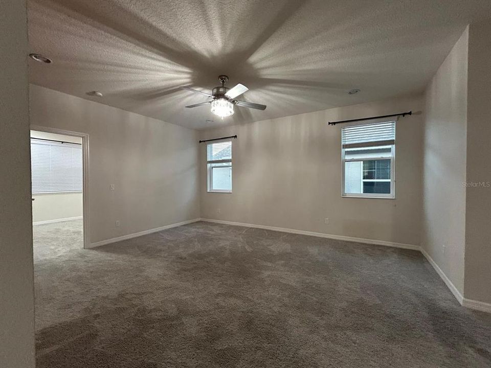 В аренду: $3,300 (4 спален, 3 ванн, 2883 Квадратных фут)