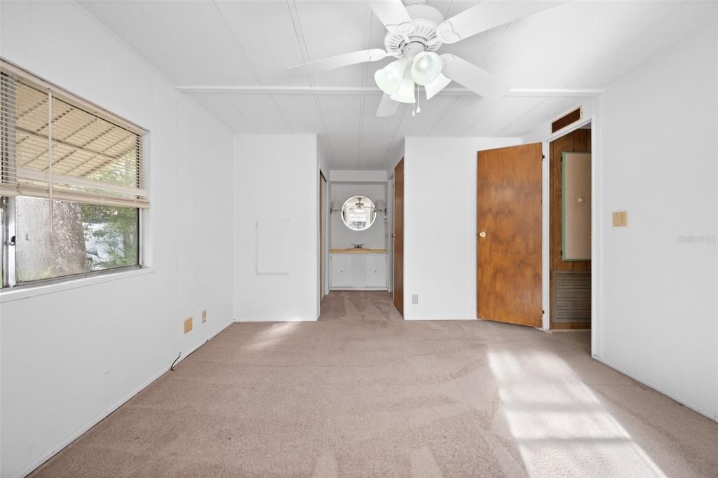 На продажу: $120,000 (2 спален, 2 ванн, 864 Квадратных фут)