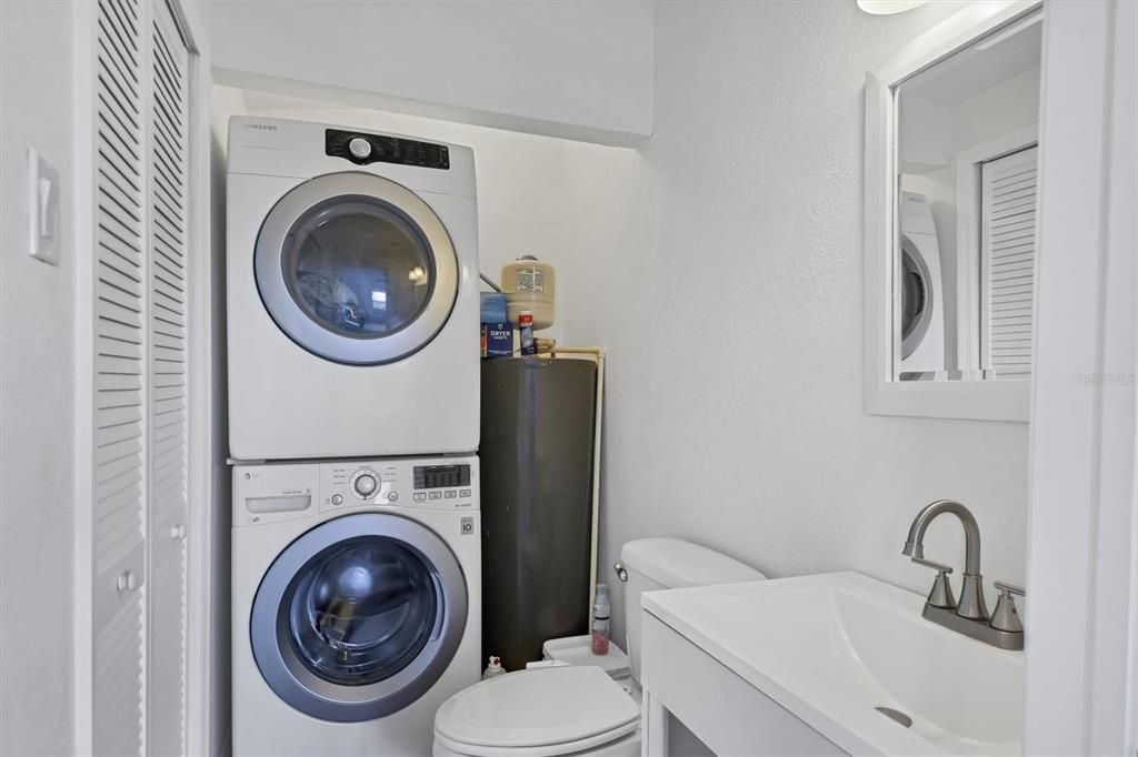 На продажу: $238,888 (3 спален, 1 ванн, 1092 Квадратных фут)