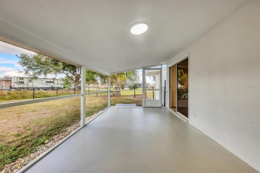 На продажу: $238,888 (3 спален, 1 ванн, 1092 Квадратных фут)