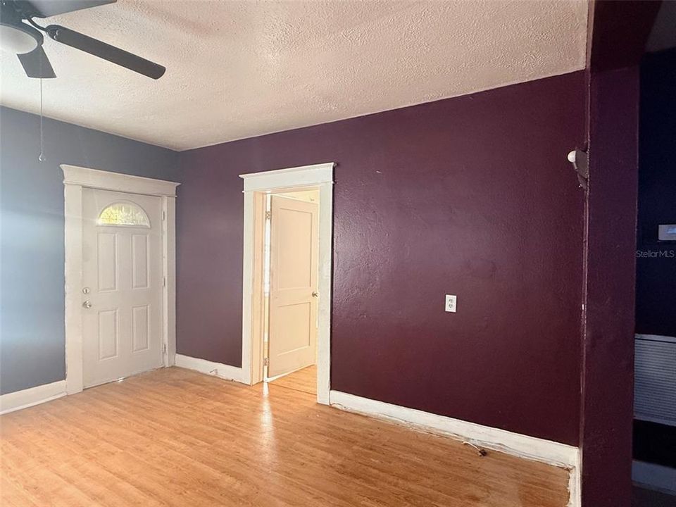 En Renta: $1,695 (3 camas, 1 baños, 1192 Pies cuadrados)