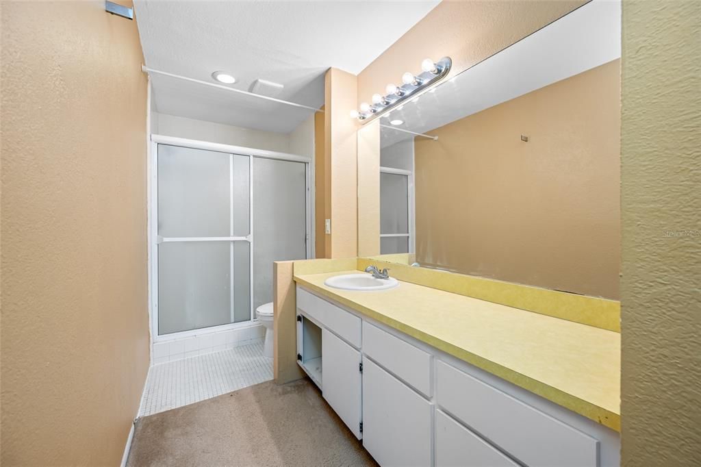 For Sale: $299,000 (3 beds, 2 baths, 1755 Square Feet)