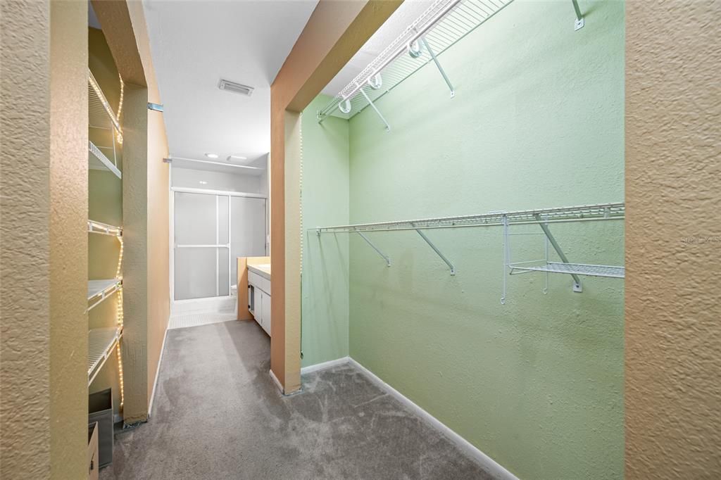 For Sale: $299,000 (3 beds, 2 baths, 1755 Square Feet)