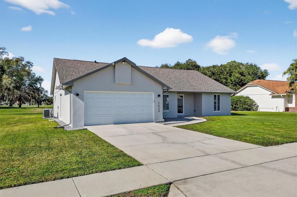 En Venta: $459,900 (3 camas, 2 baños, 1600 Pies cuadrados)