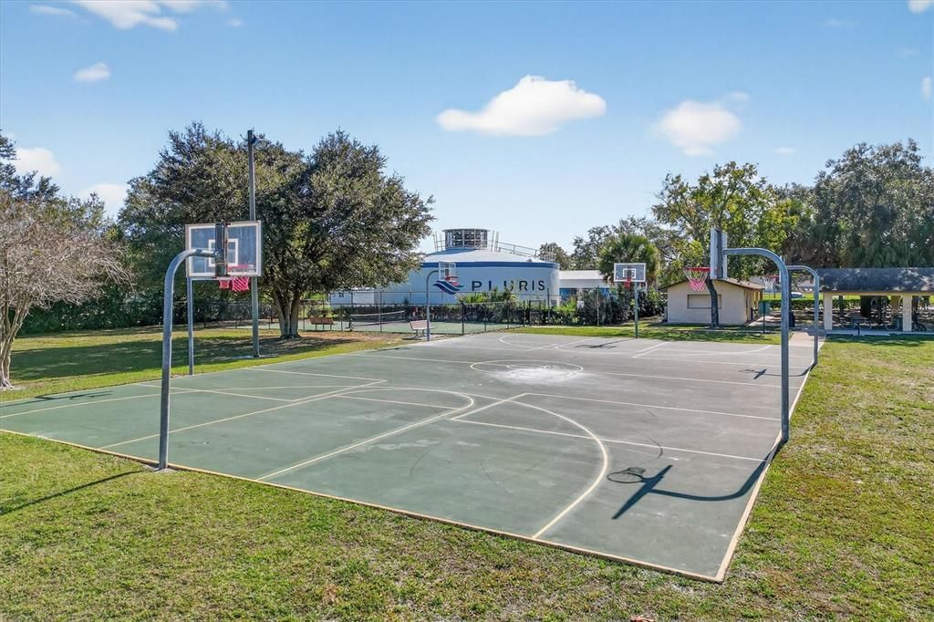 En Venta: $459,900 (3 camas, 2 baños, 1600 Pies cuadrados)