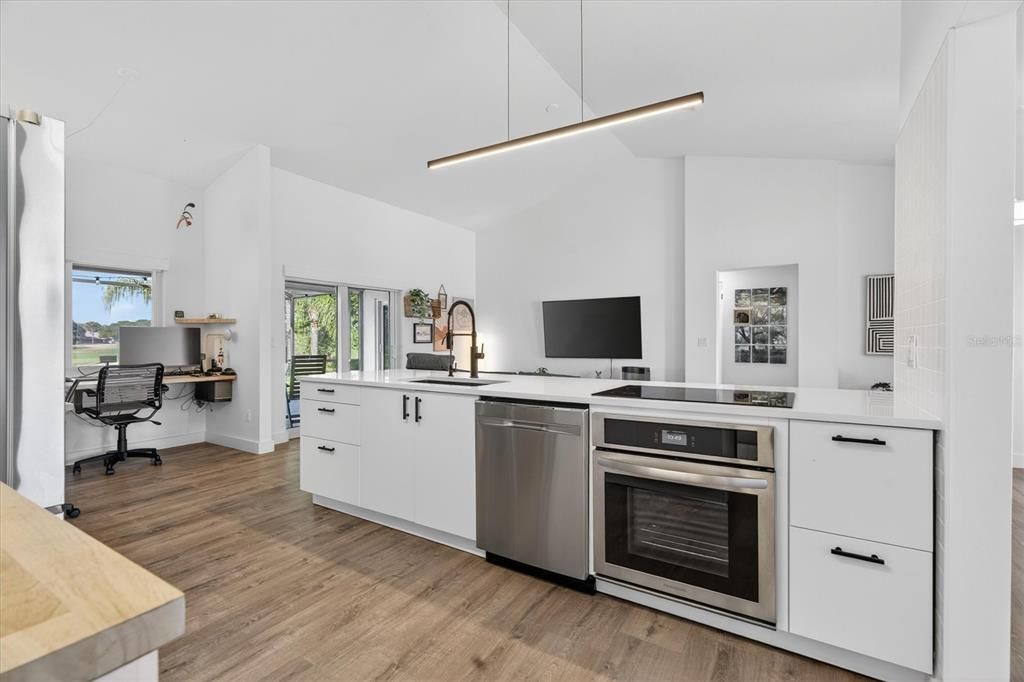 En Venta: $459,900 (3 camas, 2 baños, 1600 Pies cuadrados)