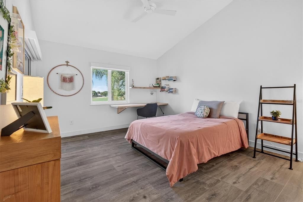 En Venta: $459,900 (3 camas, 2 baños, 1600 Pies cuadrados)