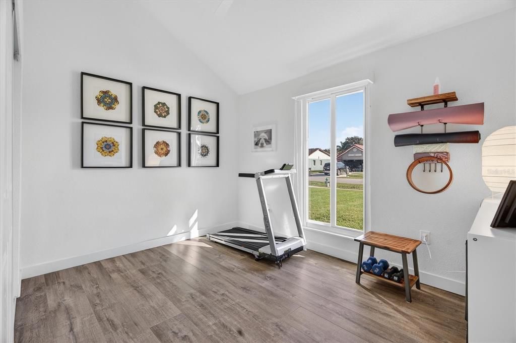 En Venta: $459,900 (3 camas, 2 baños, 1600 Pies cuadrados)