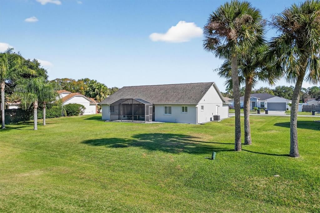 En Venta: $459,900 (3 camas, 2 baños, 1600 Pies cuadrados)