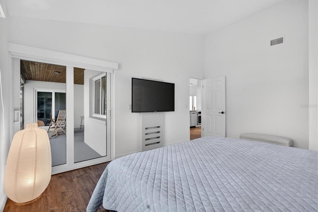 En Venta: $459,900 (3 camas, 2 baños, 1600 Pies cuadrados)