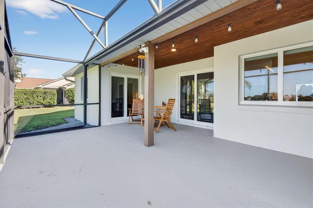 En Venta: $459,900 (3 camas, 2 baños, 1600 Pies cuadrados)