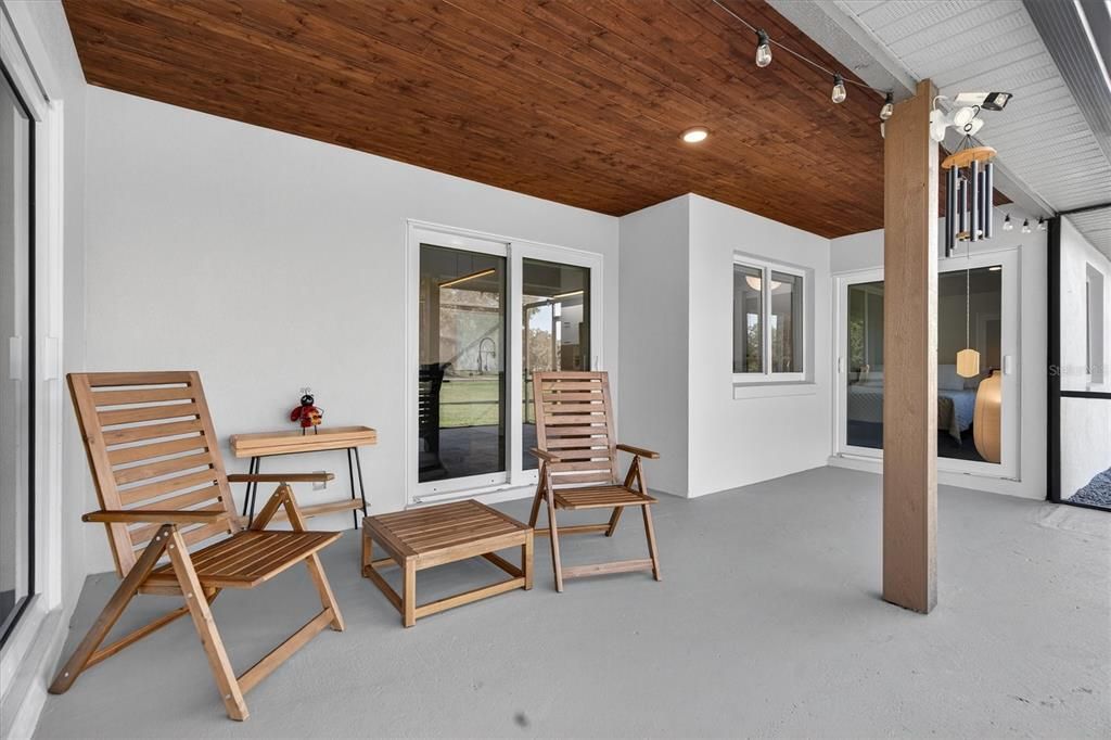 En Venta: $459,900 (3 camas, 2 baños, 1600 Pies cuadrados)