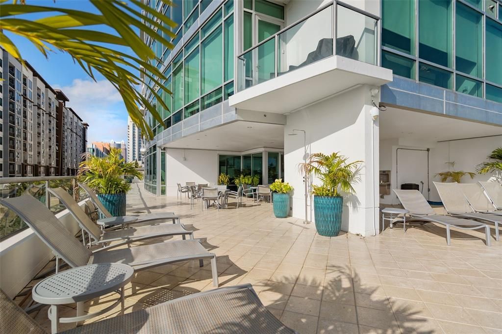 For Rent: $4,495 (2 beds, 2 baths, 1740 Square Feet)