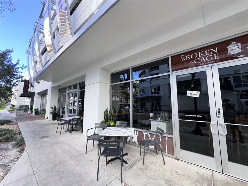 For Rent: $4,495 (2 beds, 2 baths, 1740 Square Feet)