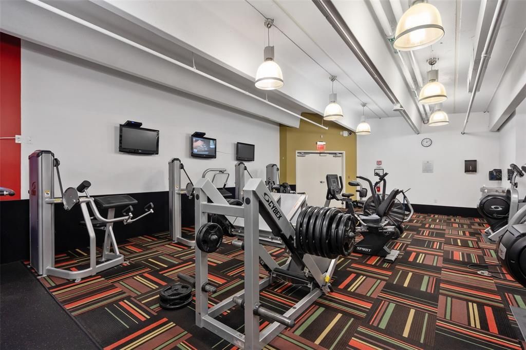 For Rent: $4,495 (2 beds, 2 baths, 1740 Square Feet)