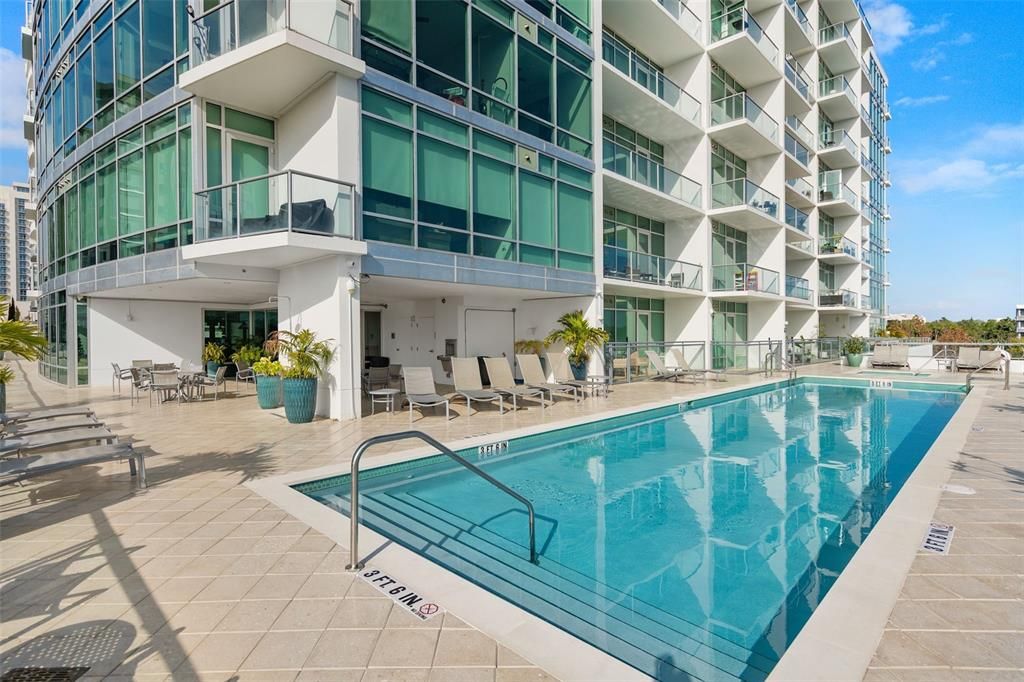 For Rent: $4,495 (2 beds, 2 baths, 1740 Square Feet)